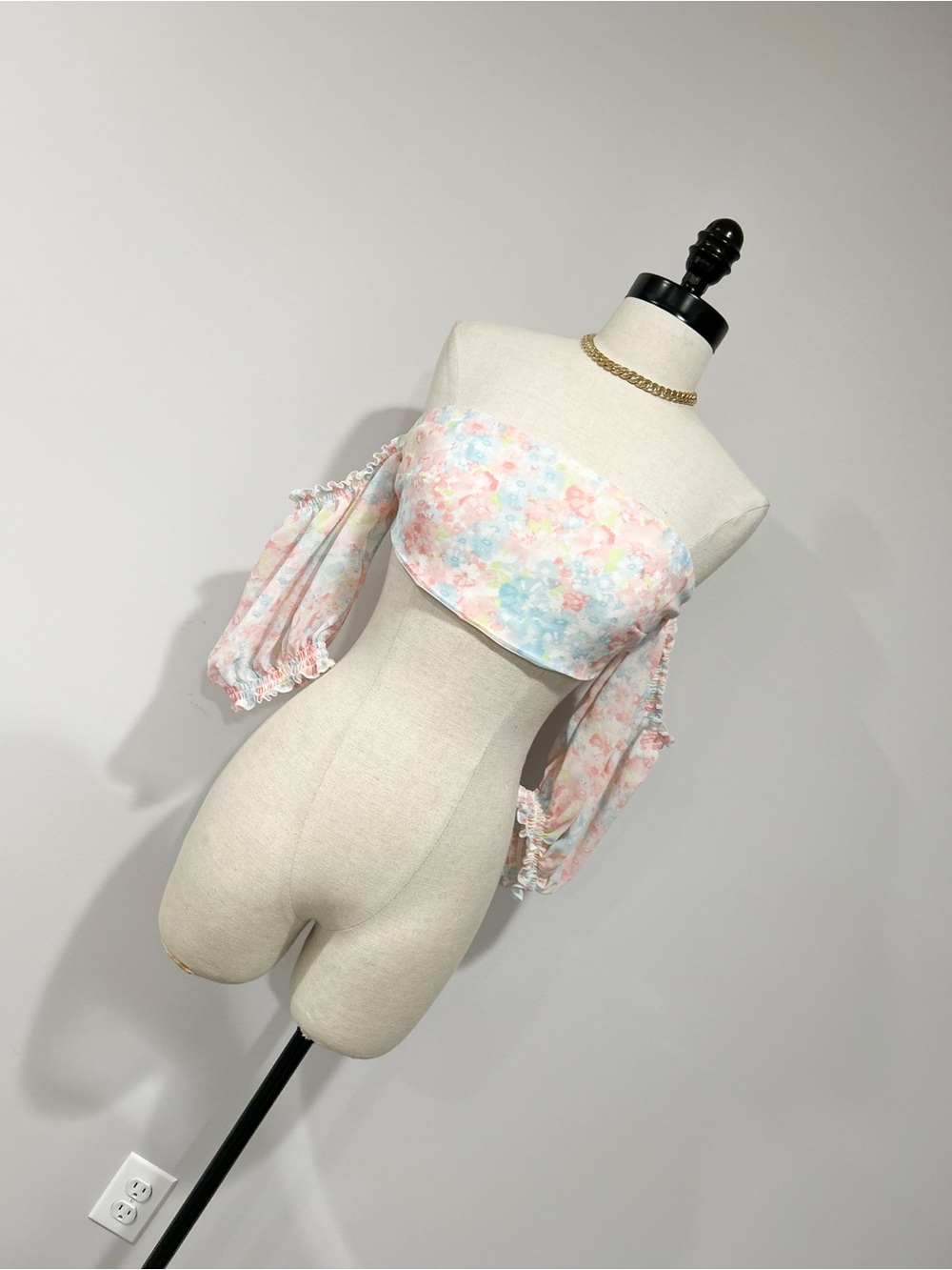 HYFVE Pastel Floral Off-Shoulder Crop Top in Pink, Blue, Cream